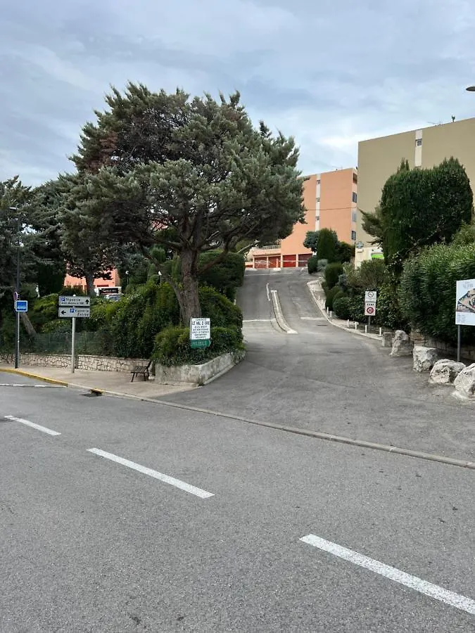 Magnifique Appartement A Cassis,Parking,2 Pas Du Port Apartment Cassis