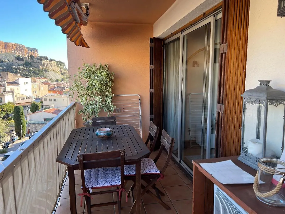 Magnifique Appartement A Cassis,Parking,2 Pas Du Port Apartment