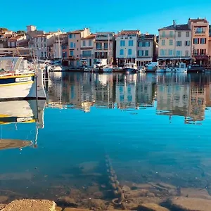 Apartment Le A Cassis,top Emplacement,parking,double Balcon, Cassis